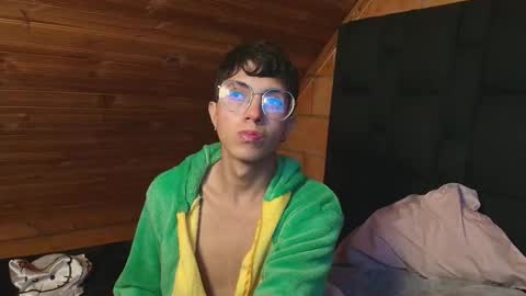 thiago_n_sam online show from October 21, 7:11 am