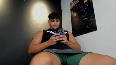 thiago_vibes212 online show from March 11, 9:00 pm