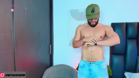 THIAGO online show from April 23, 9:50 pm