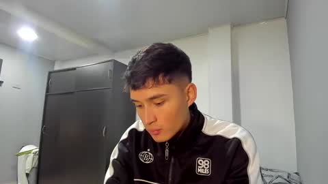 Thiago Wells online show from October 23, 11:08 pm