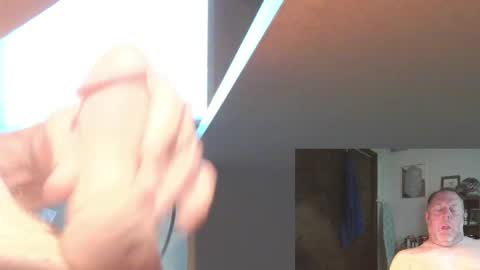 thickcock4u1105 online show from June 5, 12:33 pm