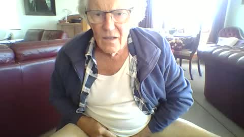 Thickcockat71 online show from March 9, 11:32 pm