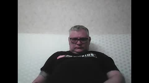 Snapshot of thierrysymp chatting on February 17, 6:26 pm Thierrysymp online show from February 17, 6:26 pm