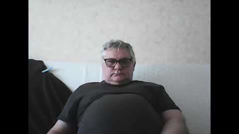 Snapshot of thierrysymp chatting on January 16, 10:53 am Thierrysymp online show from January 16, 10:53 am