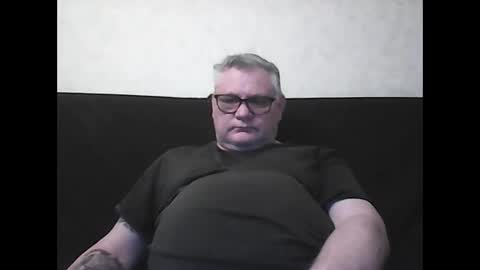 Snapshot of thierrysymp chatting on February 25, 9:13 pm Thierrysymp online show from February 25, 9:13 pm