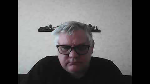 Snapshot of thierrysymp chatting on January 12, 9:40 am Thierrysymp online show from January 12, 9:40 am