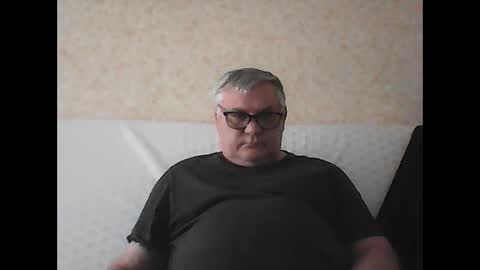 Snapshot of thierrysymp chatting on December 22, 10:49 am Thierrysymp online show from December 22, 10:49 am