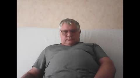Snapshot of thierrysymp chatting on September 14, 9:44 am Thierrysymp online show from September 14, 9:44 am