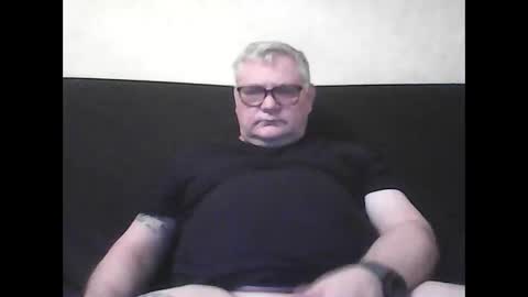 Snapshot of thierrysymp chatting on December 2, 5:24 pm Thierrysymp online show from December 2, 5:24 pm