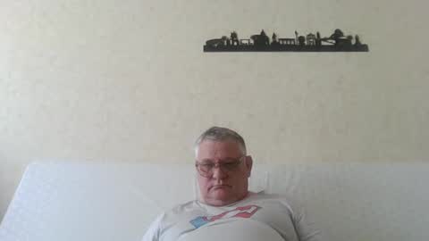 Thierrysymp online show from April 19, 1:32 pm