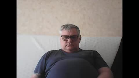 Snapshot of thierrysymp chatting on December 26, 10:48 am Thierrysymp online show from December 26, 10:48 am