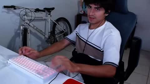 thieves_us online show from November 6, 5:54 am