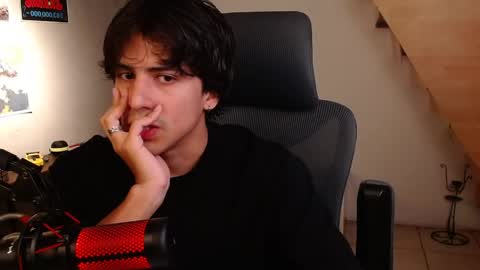 thieves_us online show from April 21, 5:02 am