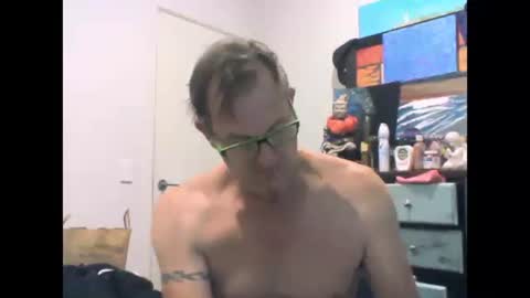 thisiswatiwant online show from December 5, 8:11 am