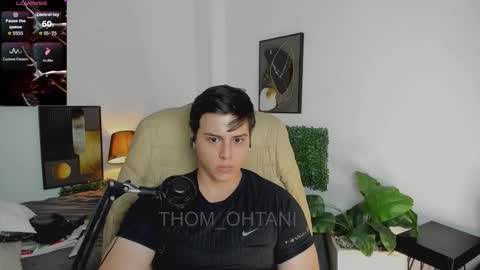 thom_ohtani online show from March 10, 2:06 am
