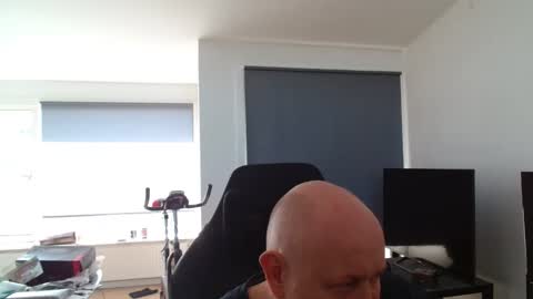 thomas315627 online show from April 22, 2:44 pm