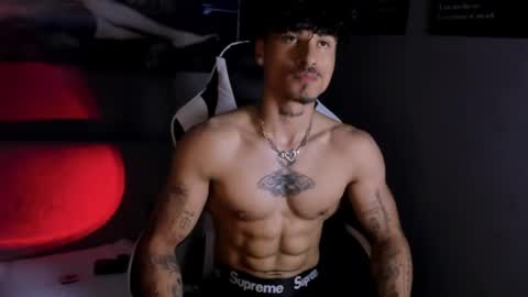 Thomas 3  JUST STAY AND BE MY LAST LOVE online show from April 18, 4:36 am