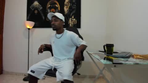 Snapshot of thomas_shelbys chatting on January 7, 3:16 am Thomas online show from January 7, 3:16 am
