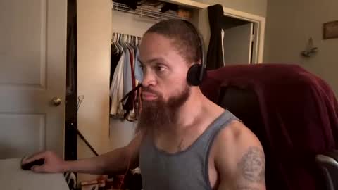 Snapshot of thomasgwhitecft chatting on February 24, 11:19 pm FatherTime online show from February 24, 11:19 pm