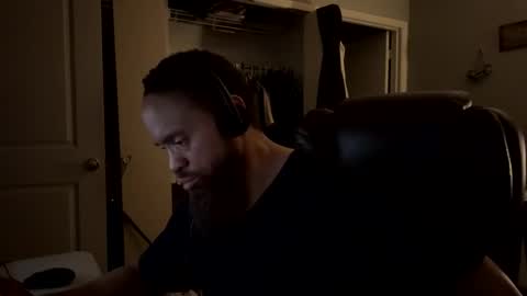 Snapshot of thomasgwhitecft chatting on January 21, 11:34 pm FatherTime online show from January 21, 11:34 pm