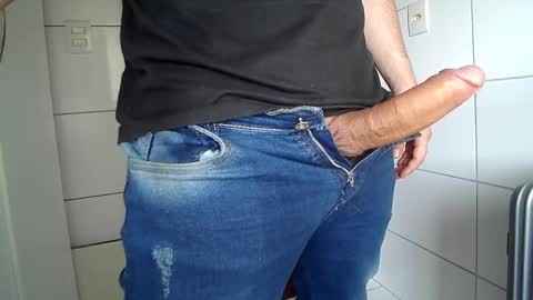 thomaz__ online show from September 24, 7:23 pm