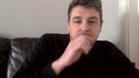 Snapshot of thomisfra chatting on February 23, 12:43 pm thomisfra online show from February 23, 12:43 pm