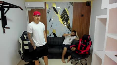 thomson_hot01 online show from March 22, 5:12 am