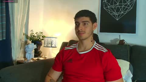 thomylov online show from April 30, 3:24 am