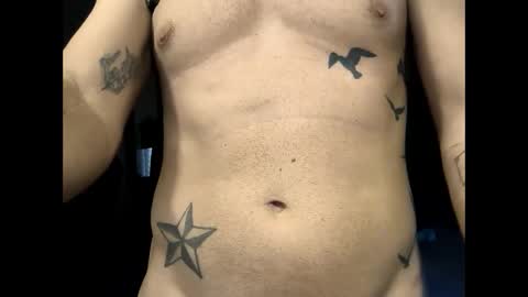 thongboy469147 online show from October 19, 8:34 pm