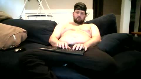 Make me explode please... online show from May 15, 11:13 pm