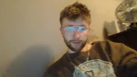 Pat online show from February 8, 12:06 am