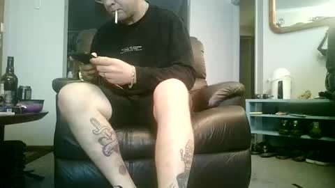 thyfattesthead online show from April 24, 11:34 am