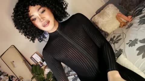 Sam online show from February 6, 2:44 am