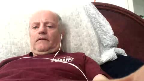 Snapshot of tibennn74999 chatting on January 5, 6:02 pm tibennn74999 online show from January 5, 6:02 pm