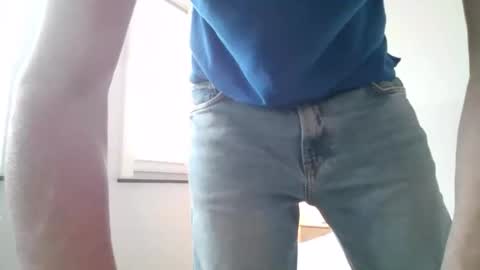 tigerjow941808 online show from April 1, 2:14 pm