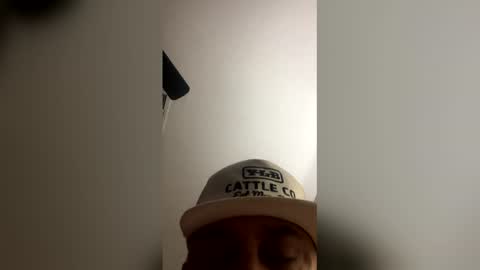 tightasstoni online show from February 19, 8:55 am