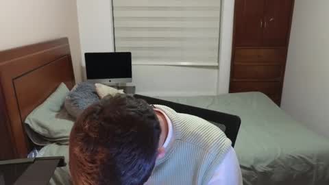 Camilo online show from October 21, 1:31 am