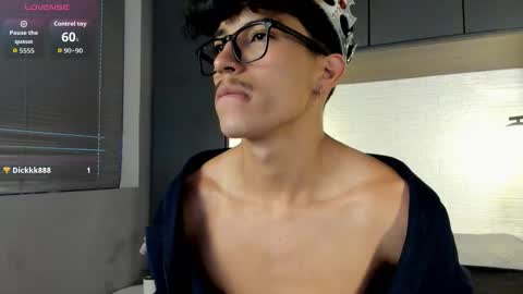 Snapshot of tim__fox chatting on October 4, 12:21 pm Tim Fox online show from October 4, 12:21 pm