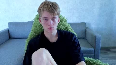 Snapshot of timmy7topcut chatting on October 11, 5:33 am Timmy online show from October 11, 5:33 am