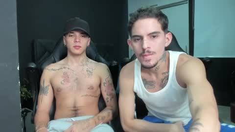 Snapshot of timothy_eliot chatting on December 8, 7:58 am wanna play bareback uncut colombian couple new twink bbk online show from December 8, 7:58 am
