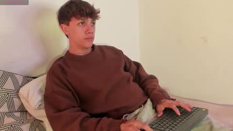 Snapshot of timothy_ross chatting on October 13, 9:54 pm Timothy 21 years old online show from October 13, 9:54 pm