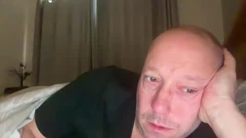 timtim19781978 online show from March 10, 7:58 am