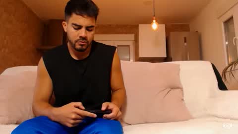 tinoclandestino online show from March 8, 10:52 am