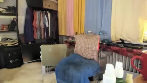 Snapshot of tittkiss chatting on October 14, 8:43 am liebe es mich nackt vor der cam zu zeigen online show from October 14, 8:43 am