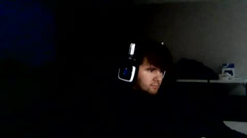 tizzledude online show from July 25, 4:53 am