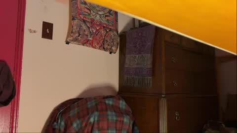 tjornson online show from April 5, 4:09 am