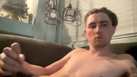 tlayne410 online show from November 14, 7:43 am