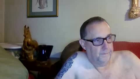 Vols online show from April 25, 12:35 am