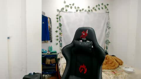 David online show from April 21, 10:21 am