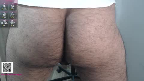 Snapshot of toaster1993 chatting on October 10, 5:29 pm Leonel online show from October 10, 5:29 pm